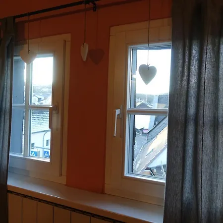 Gaestezimmer אדנאו